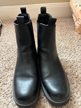Women’s Black Leather Chelsea Boots - Classic Slip-On Ankle Boot